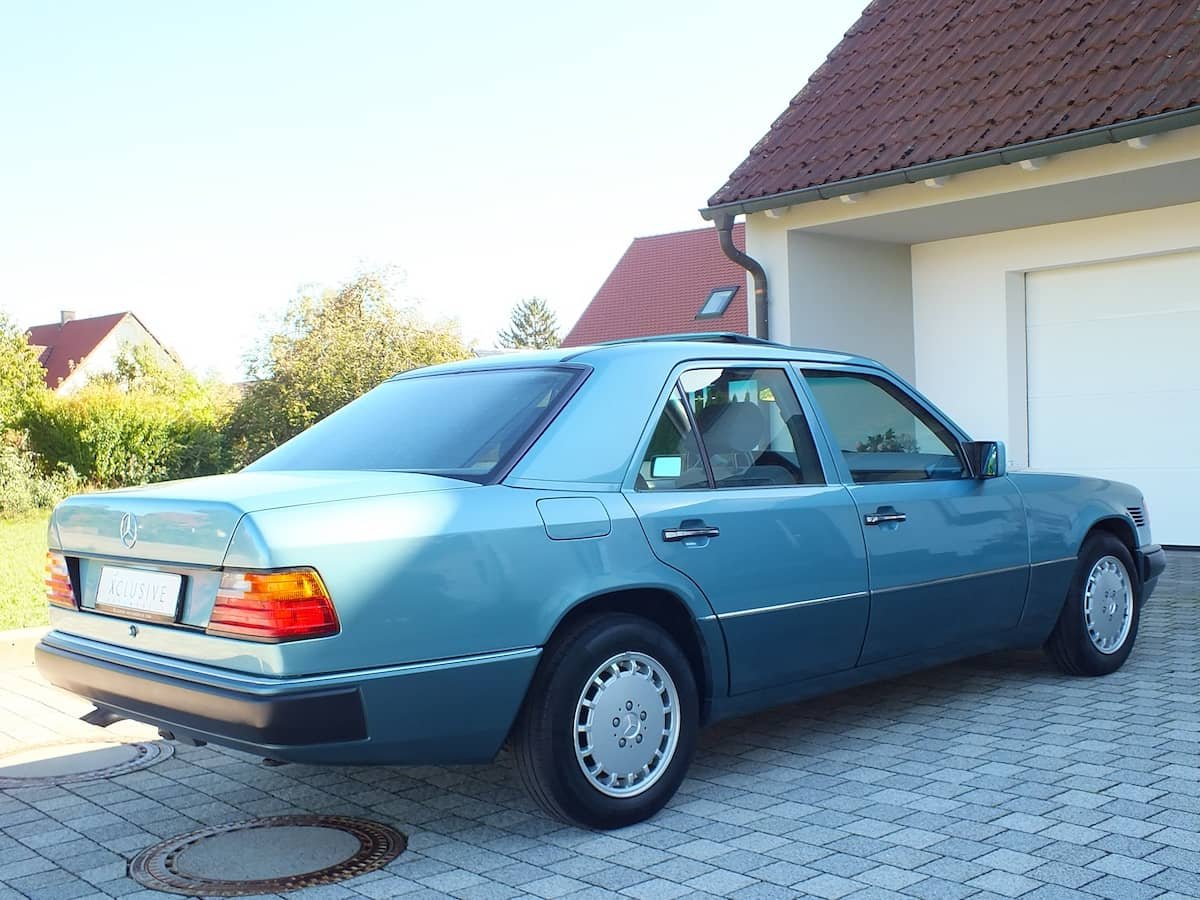 1991 Mercedes-Benz E-Class - 250 D turbo W124 beryll metallic, foto 6