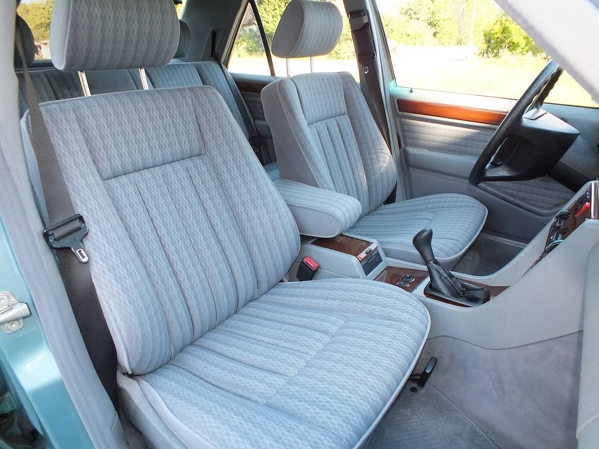 1991 Mercedes-Benz E-Class - 250 D turbo W124 beryll metallic, foto 10