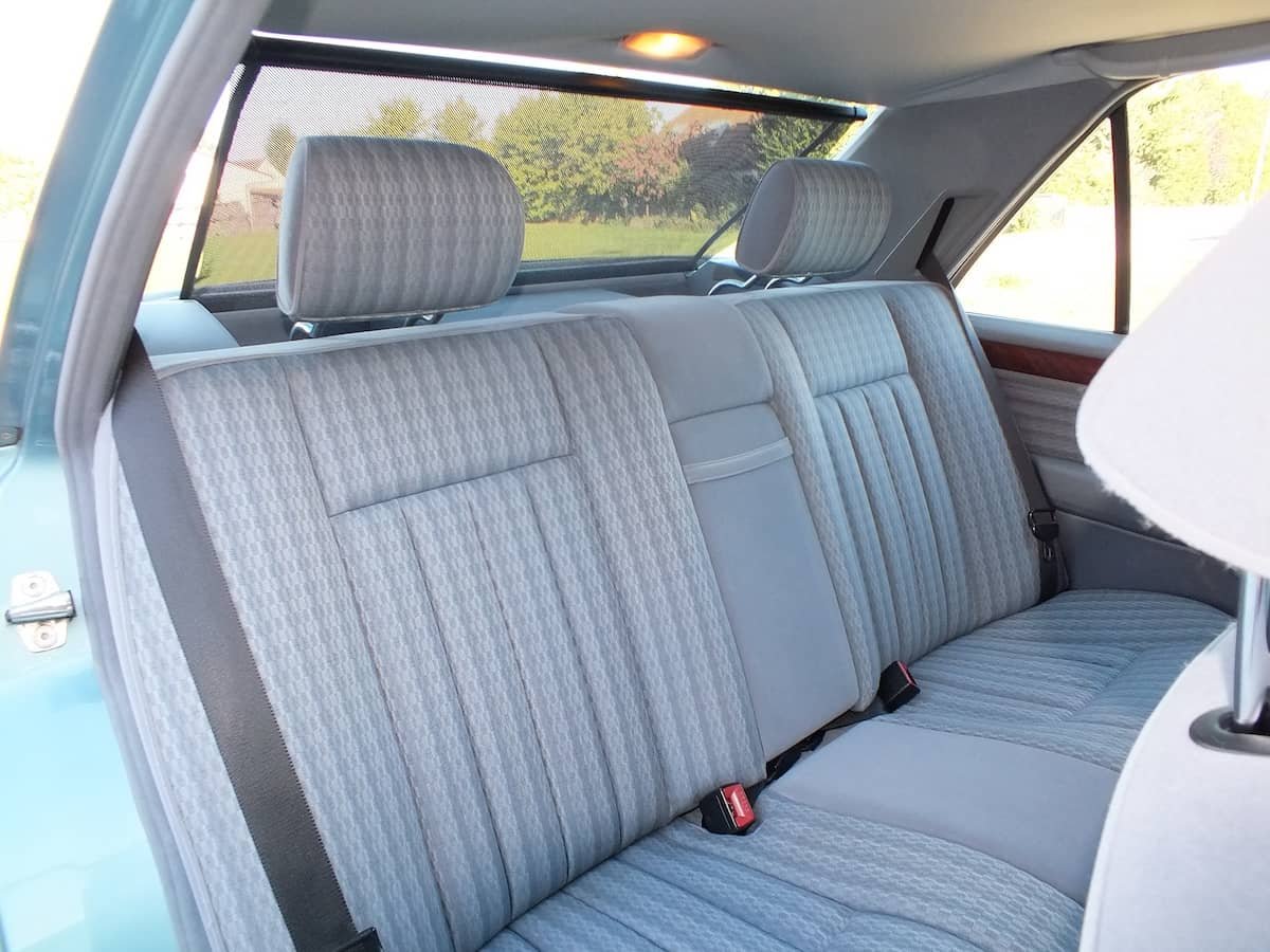 1991 Mercedes-Benz E-Class - 250 D turbo W124 beryll metallic, foto 11