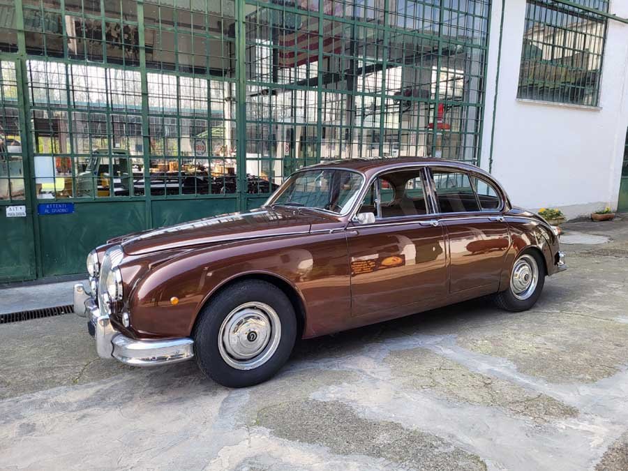 1964 Daimler 250 V8 - 2.5 V8 Saloon - SUMMER PRICE, foto 1