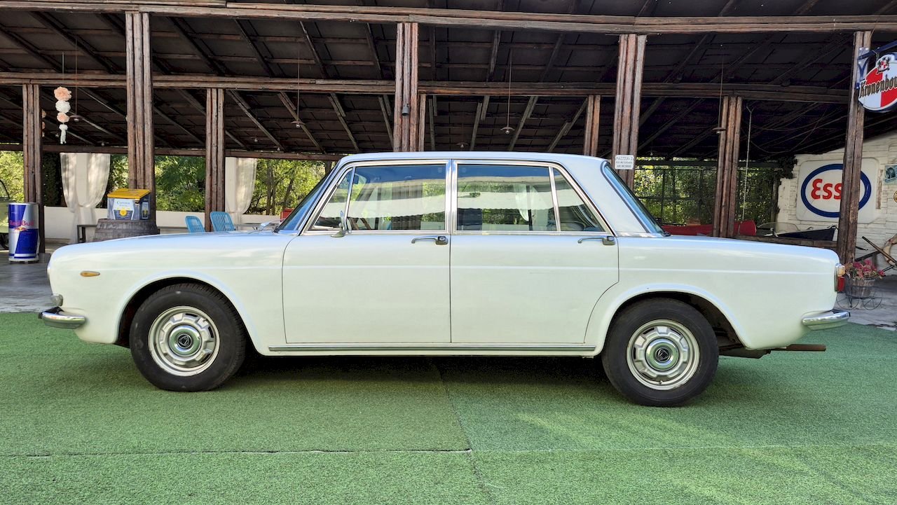 1972 Lancia 2000 - 2000 i.e. Berlina - SUMMER PRICE, foto 3