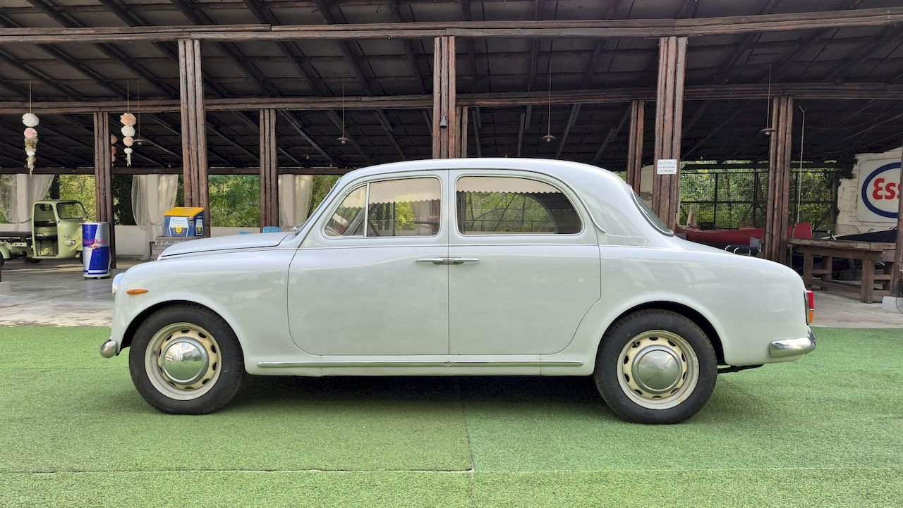 1957 Lancia Appia - Appia Berlina II Serie - SUMMER PRICE, foto 3