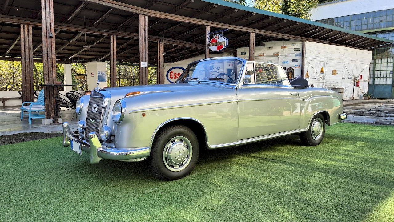 1957 Mercedes-Benz Ponton - 220 S Ponton Cabriolet W180 - SUMMER PRICE, foto 1