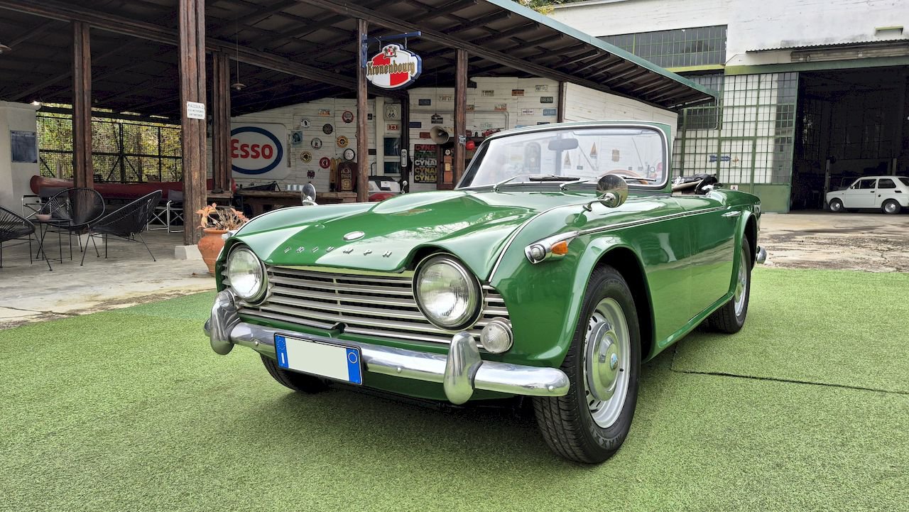 1966 Triumph TR4 - TR4A IRS - SUMMER PRICE, foto 6