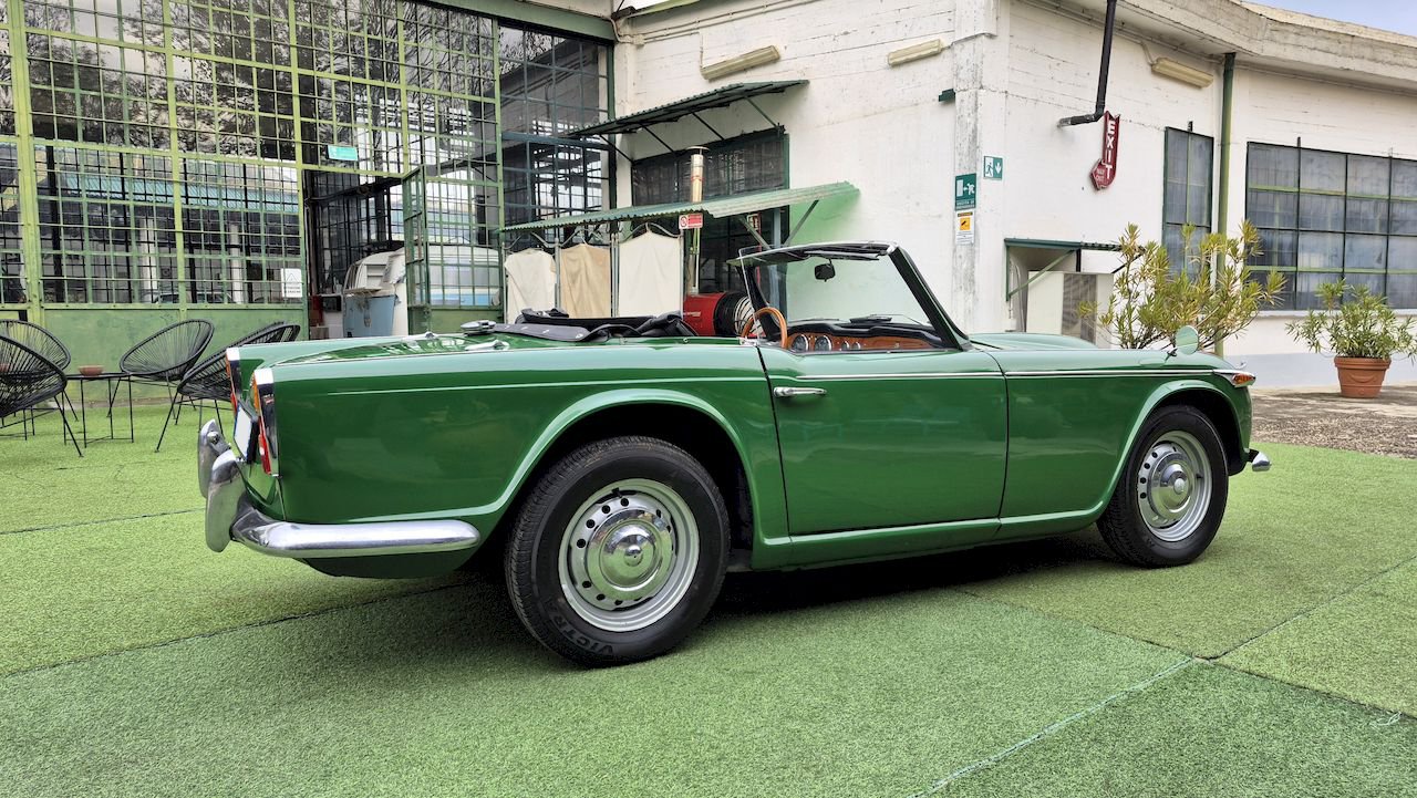 1966 Triumph TR4 - TR4A IRS - SUMMER PRICE, foto 12