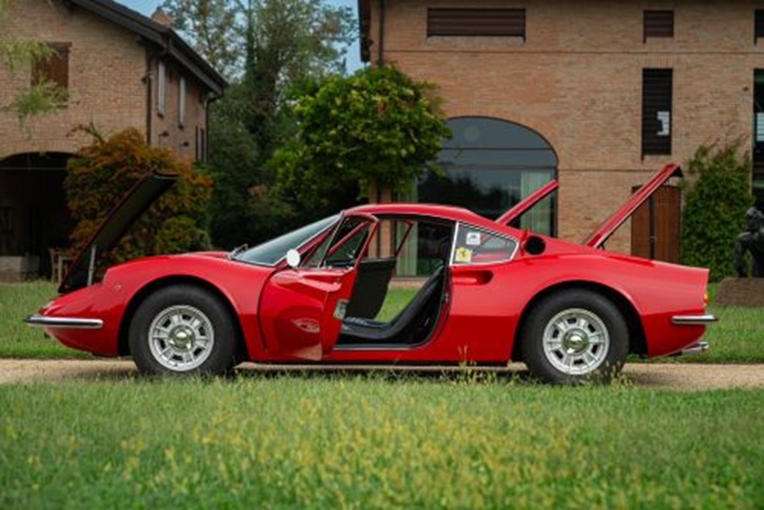 1970 Ferrari 246 'Dino' - GT L-type, foto 2