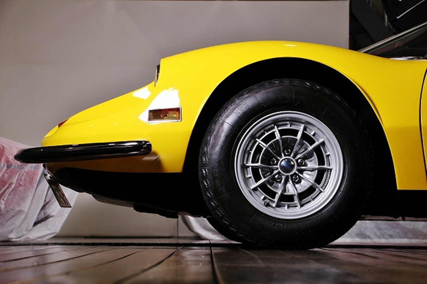 1973 Ferrari 246 'Dino' - GTS "Chairs and Flares", foto 3