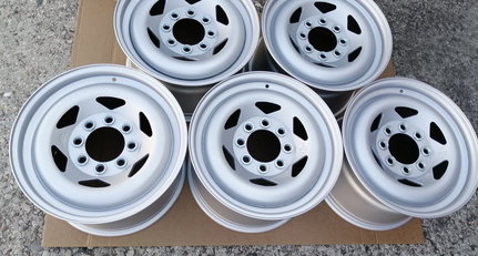 1990 Lamborghini Parts - LM002 Wheels