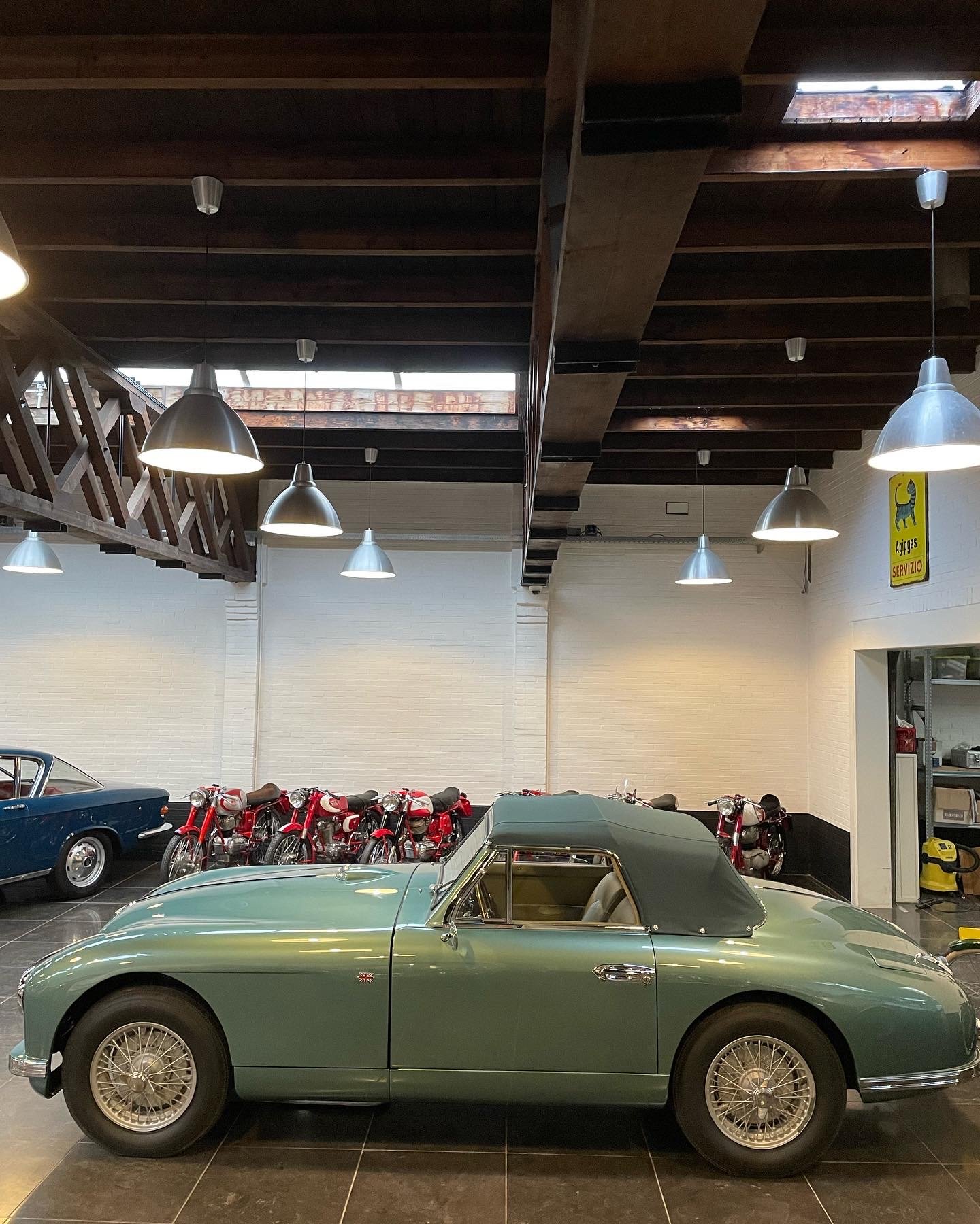 1952 Aston Martin DB2 - Original LHD Vantage DHC Concours condition Sold!, foto 3