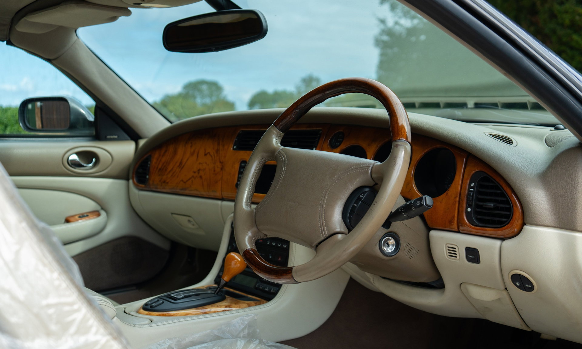 2000 Jaguar XKR, foto 4