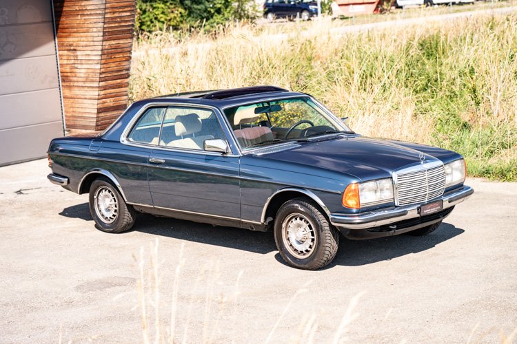 1981 Mercedes-Benz E-Class - CE W123, foto 3