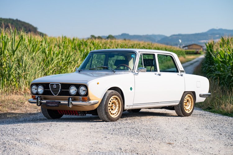 1973 Alfa Romeo 2000 - Berlina, foto 1