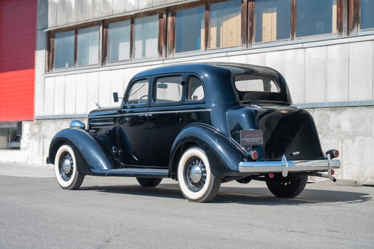 1935 Dodge Series DU - 4-Door Touring Sedan, foto 4