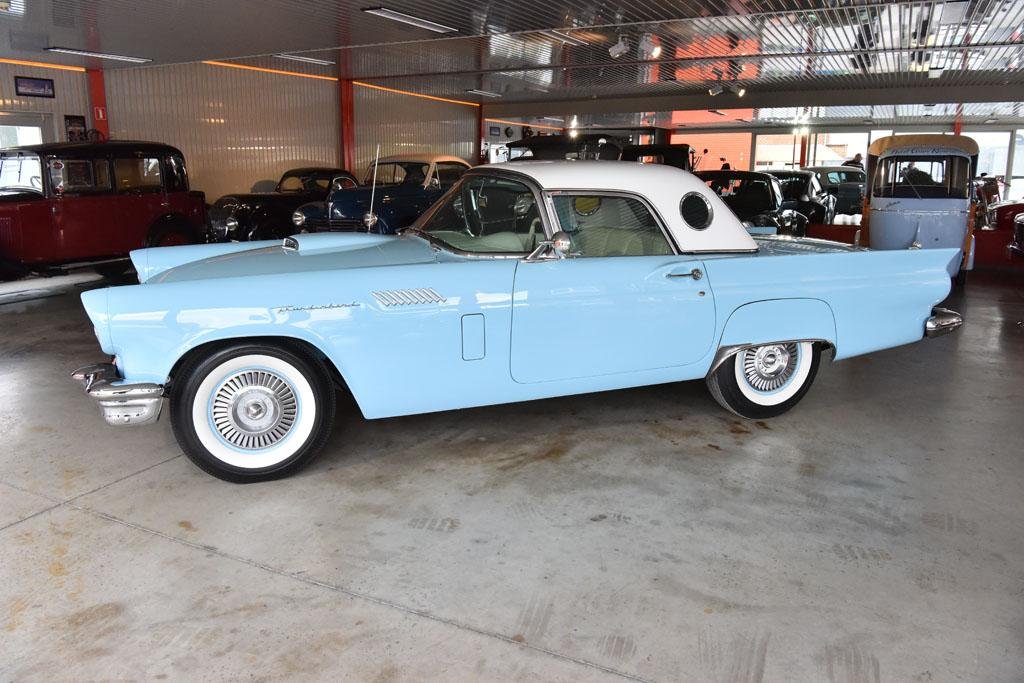 1957 Ford Thunderbird, foto 1
