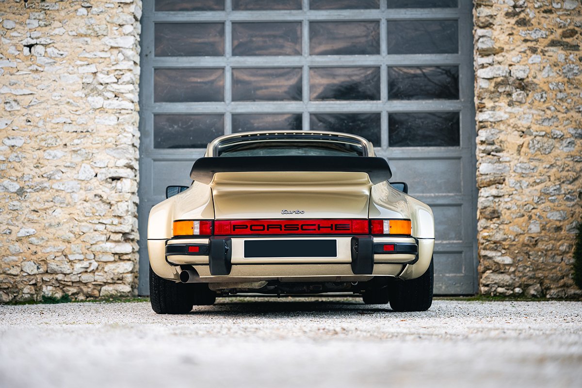 1977 Porsche 911 "Turbo" - 3.0 Turbo - 1977 - Frame off restoration !, foto 4