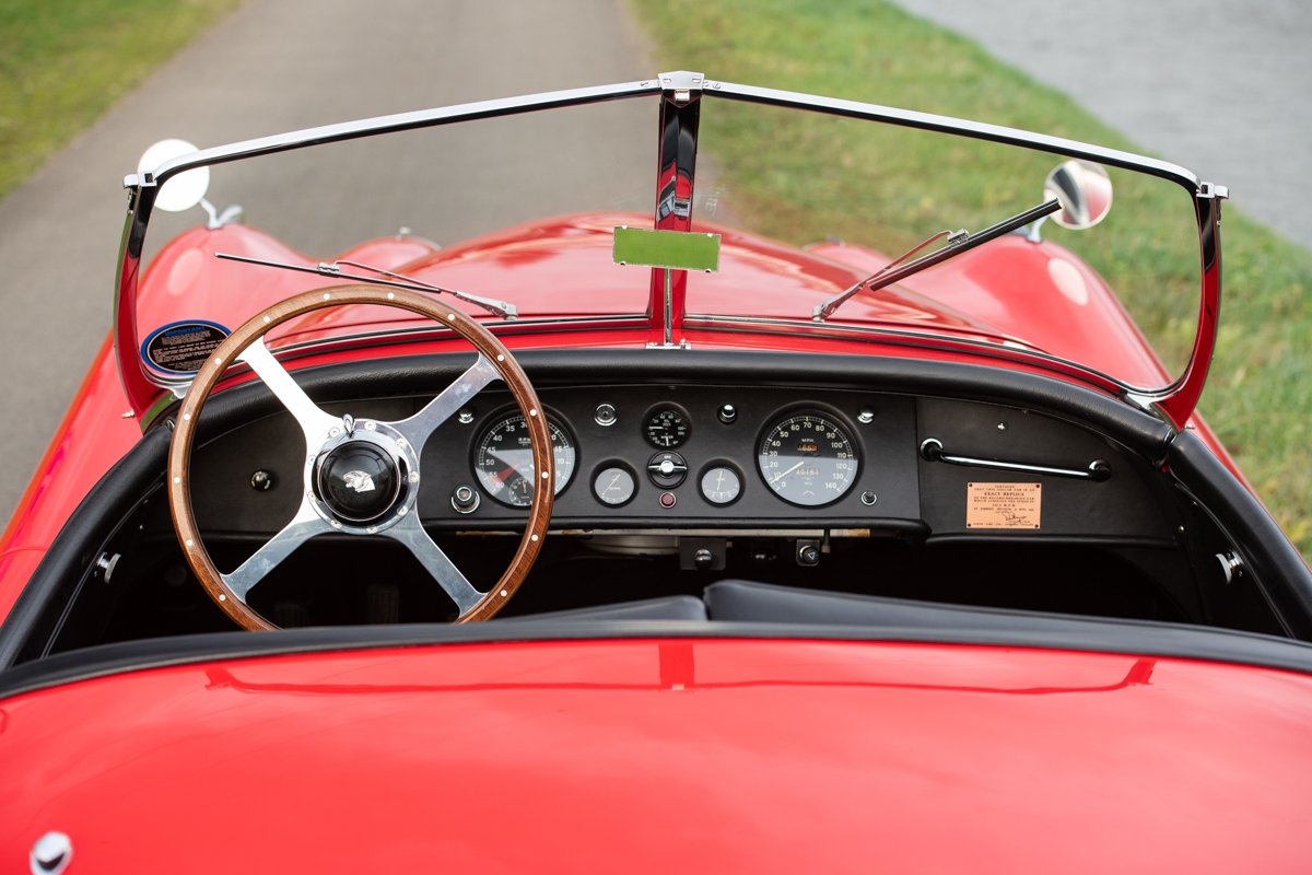 1951 Jaguar XK 120 - Jaguar XK120 Open-two-seater from 1951, “Matching Number”, Original LHD, foto 4