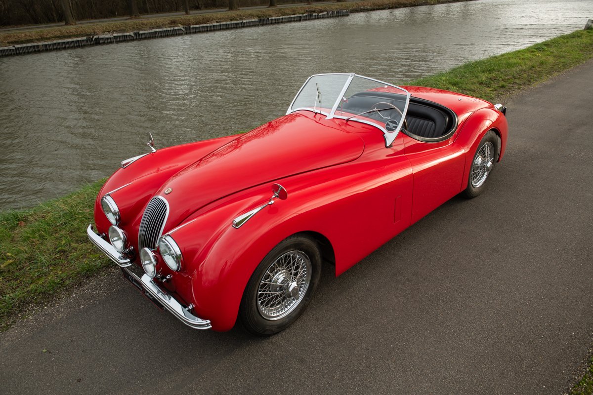 1951 Jaguar XK 120 - Jaguar XK120 Open-two-seater from 1951, “Matching Number”, Original LHD, foto 9