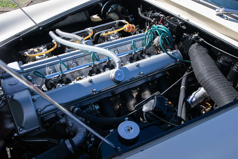 1970 Aston Martin DB6, foto 8