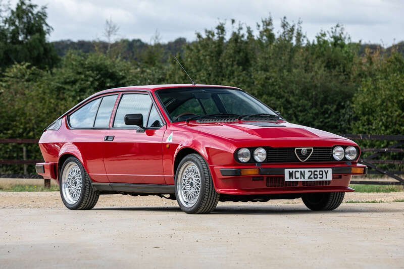 1983 Alfa Romeo GTV6, foto 1