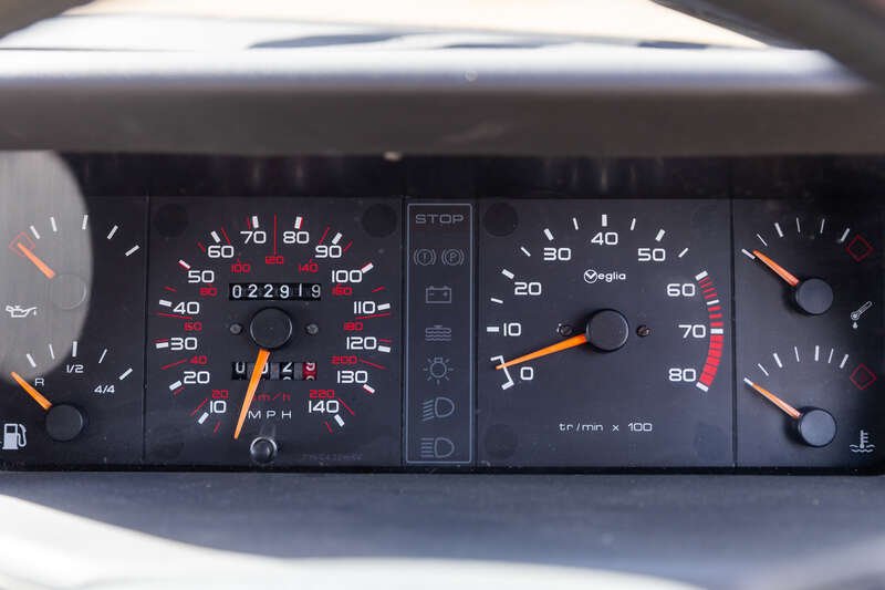 1989 Peugeot 205, foto 10