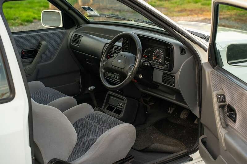 1991 Ford Escort, foto 3