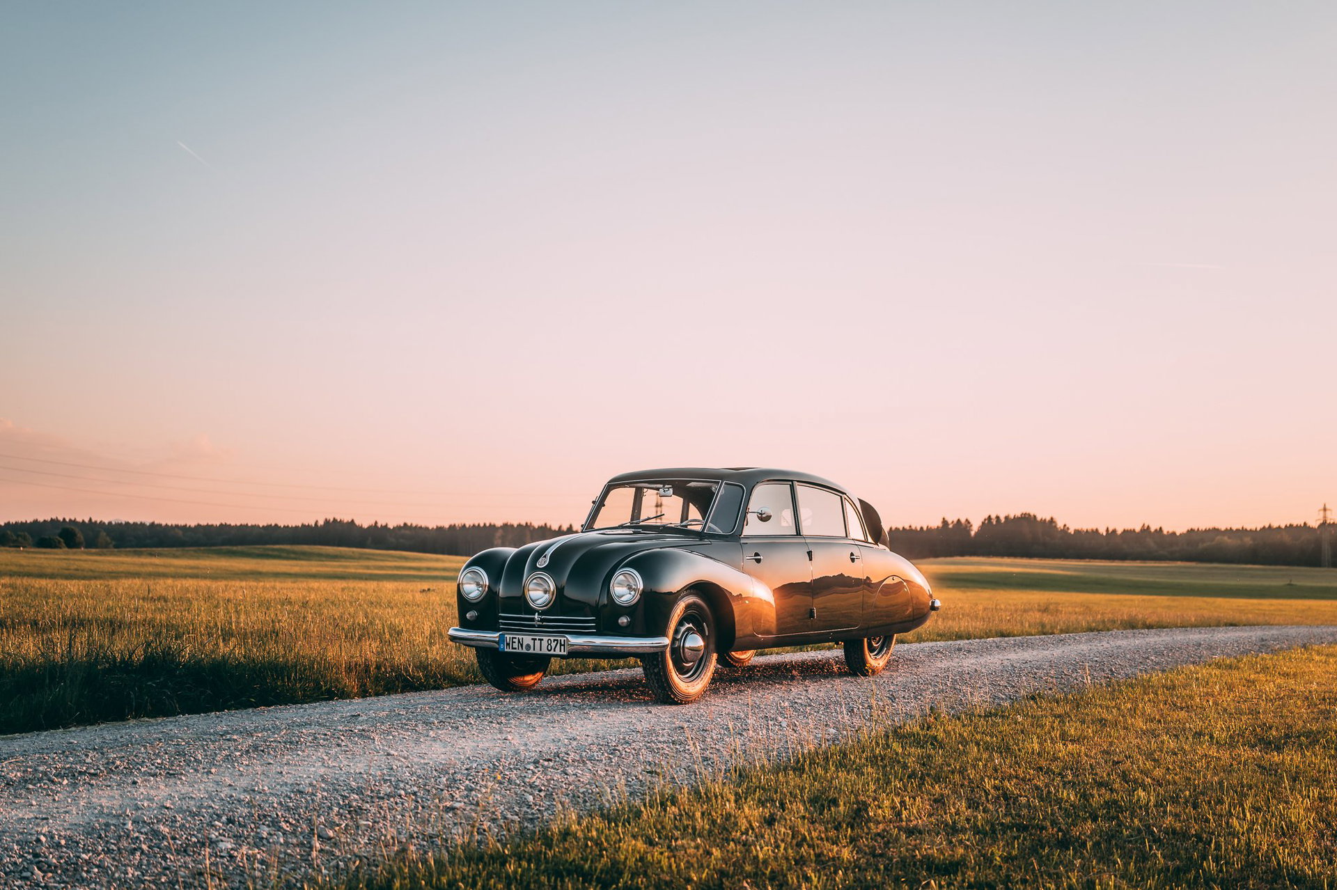1950 Tatra T87, foto 1