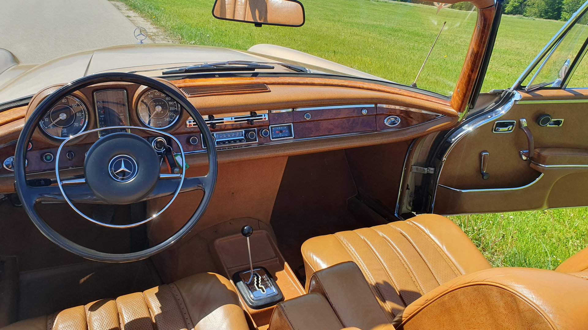 1969 Mercedes-Benz S-Class W111/112 - 280 SE 3.5 Cabriolet, foto 7