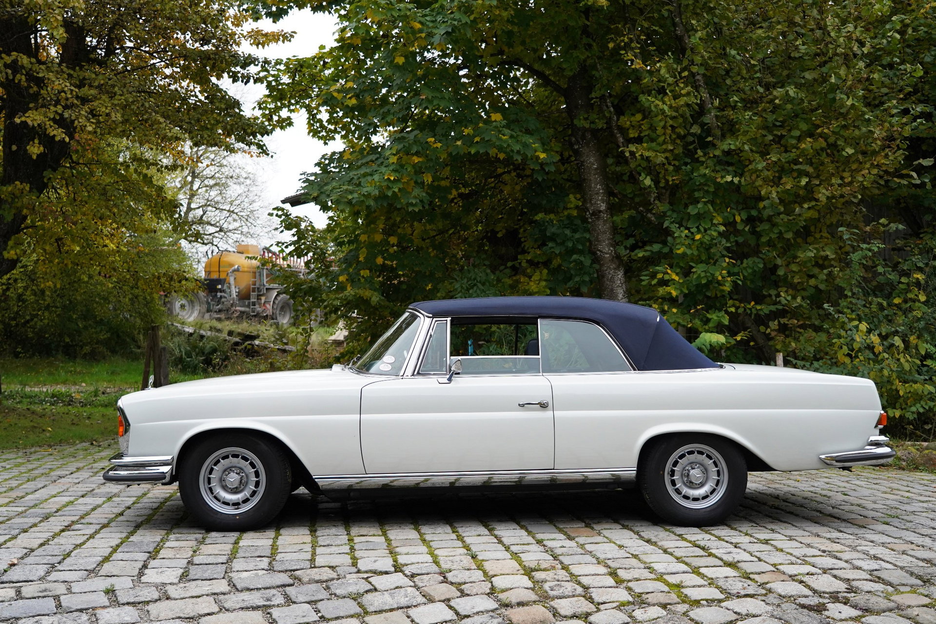 1971 Mercedes-Benz S-Class W111/112 - 280 SE 3.5 Cabriolet, Complete history/ Air conditioning, foto 4