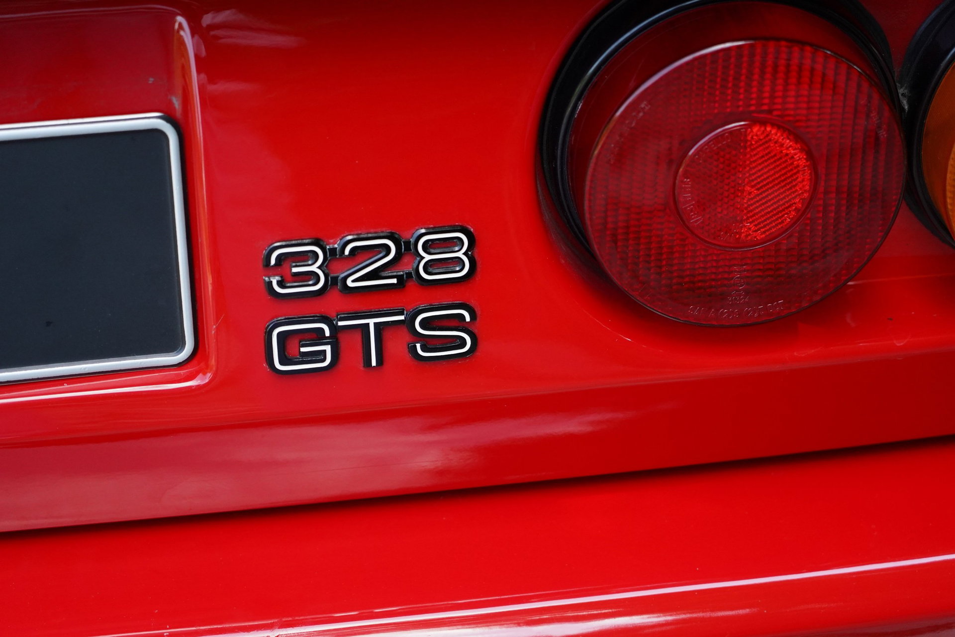 1988 Ferrari 328 - GTS Targa, One owner since new/ only 23,578 km!, foto 6