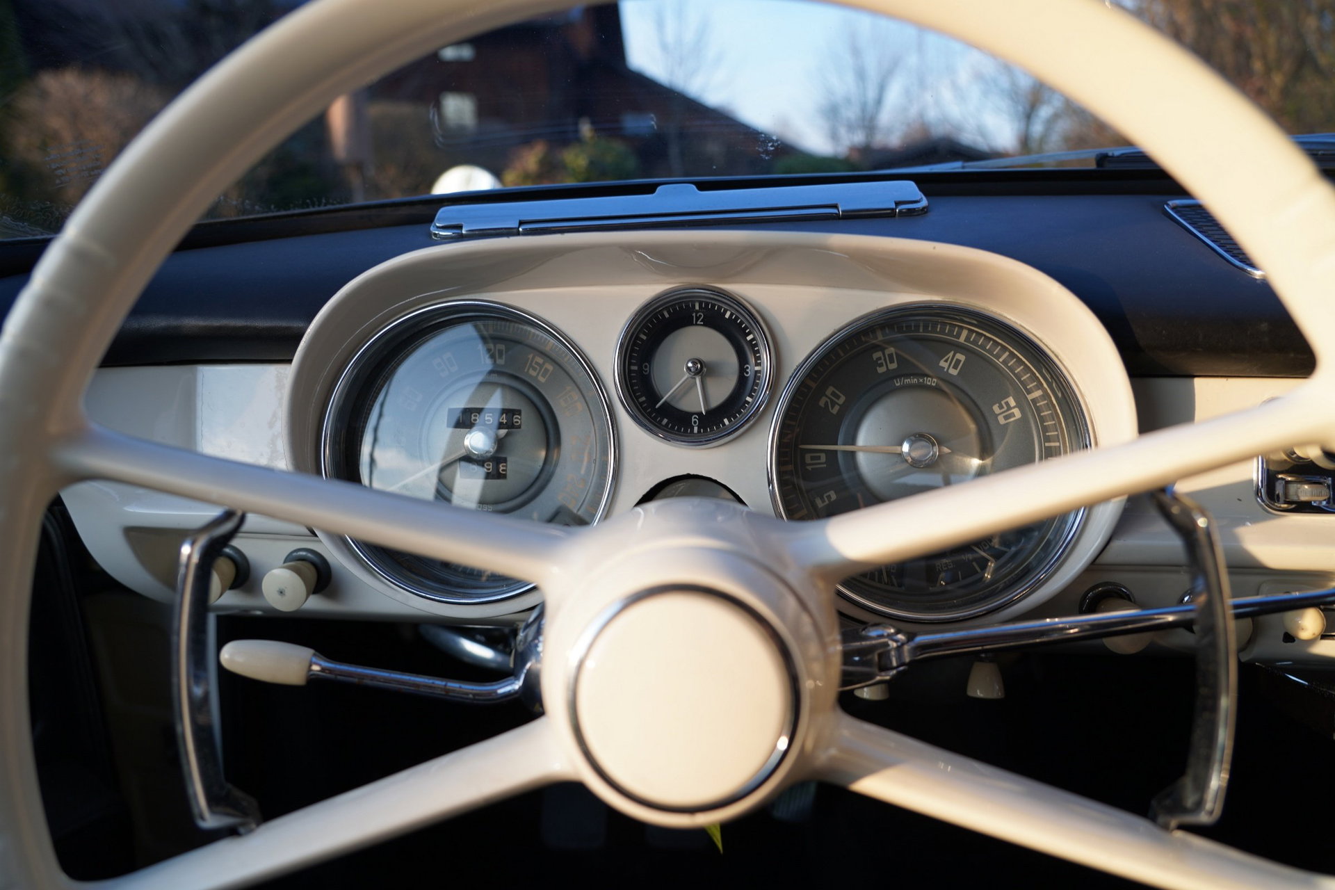 1957 BMW 503 - Cabriolet, 35 years of previous ownership!, foto 2