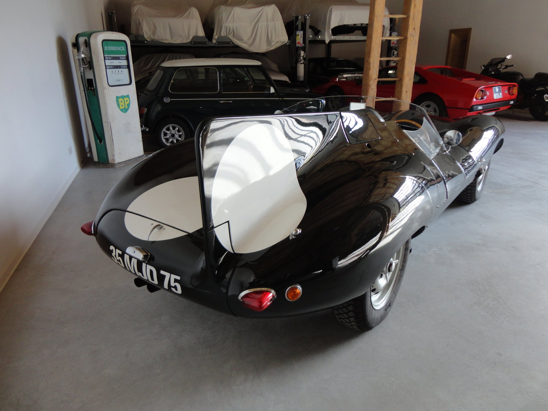 1956 Jaguar D-Type - Jaguar D-Type Long Nose Recreation · Proteus · 1956 Specification · Full Alloy Body, foto 2