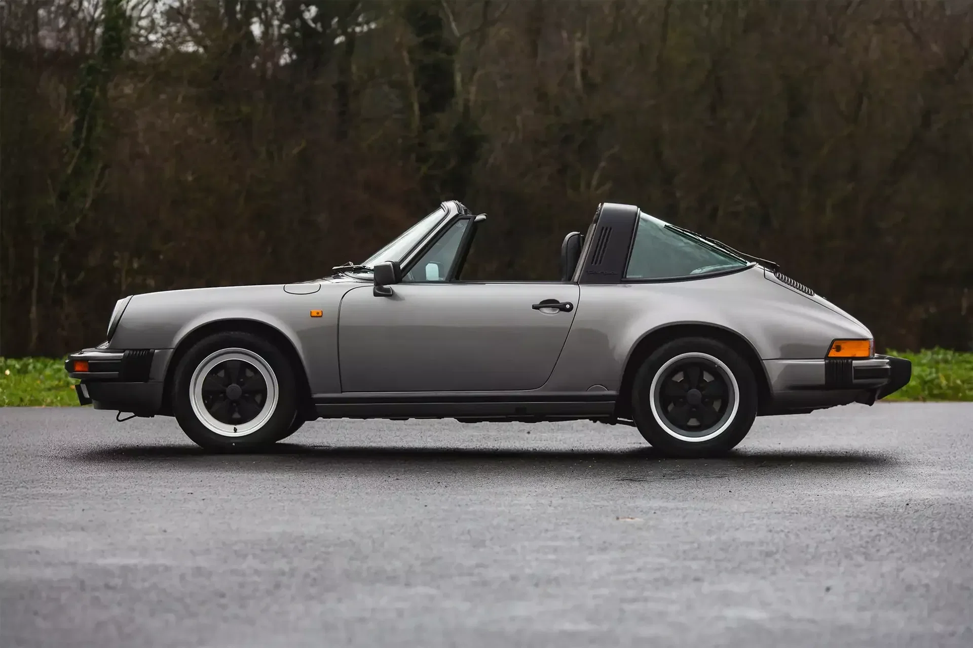 1989 Porsche 911 "G" - 911 Carrera Targa ° 50TKM ° 1 owner ° German market car, foto 9