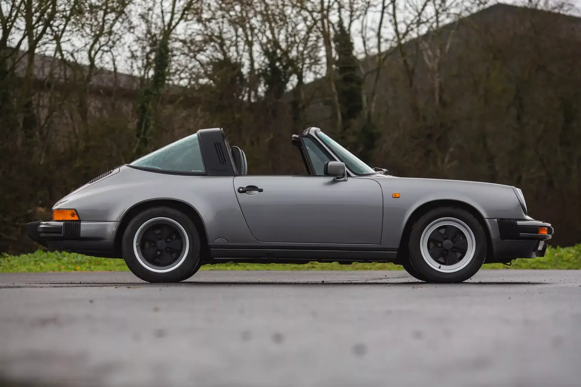 1989 Porsche 911 "G" - 911 Carrera Targa ° 50TKM ° 1 owner ° German market car, foto 10