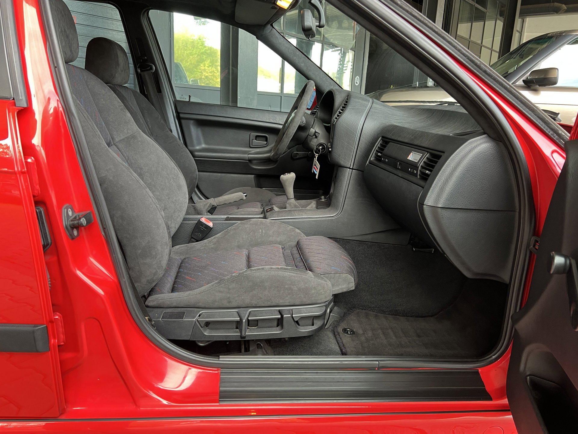 1994 BMW 3 Series - 318iS Class II / 4 - perfekt restauriert - BMW Motorsport Upgrades, foto 10