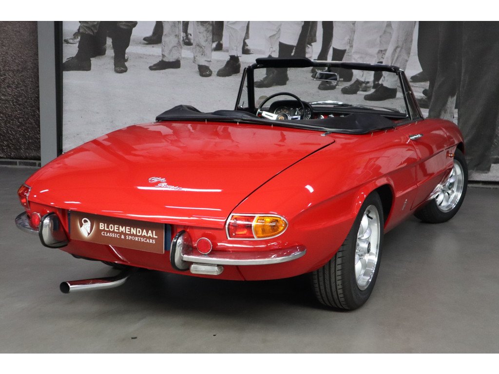 1967 Alfa Romeo Spider - Duetto 1600, foto 4