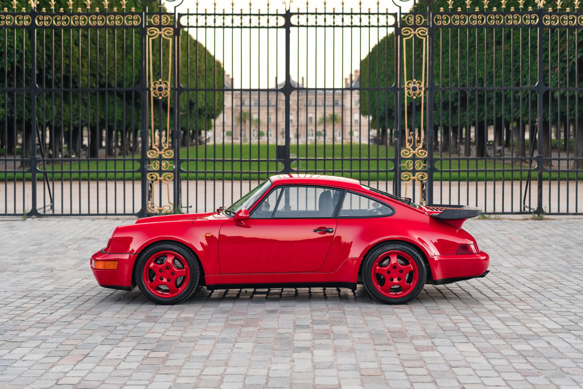 1991 Porsche 911 / 964 Carrera - Turbo 3.3L - Guards Red, 66 000 km, huge engine overhaul done by Porsche Classic in 2025, foto 2