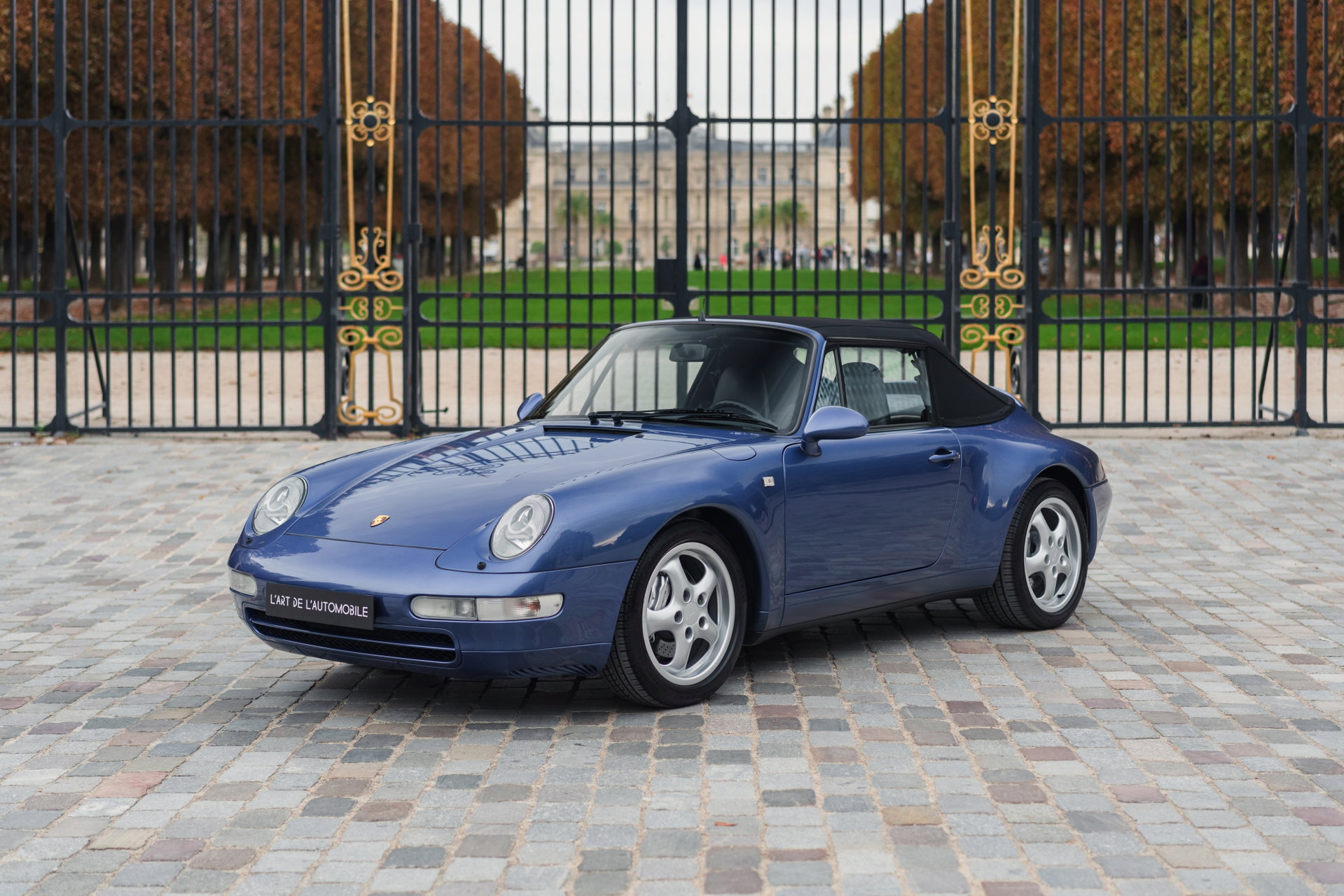1997 Porsche 911 / 993 Carrera - 4 Cabriolet - only 47,500 km, original paint, huge service history, foto 2