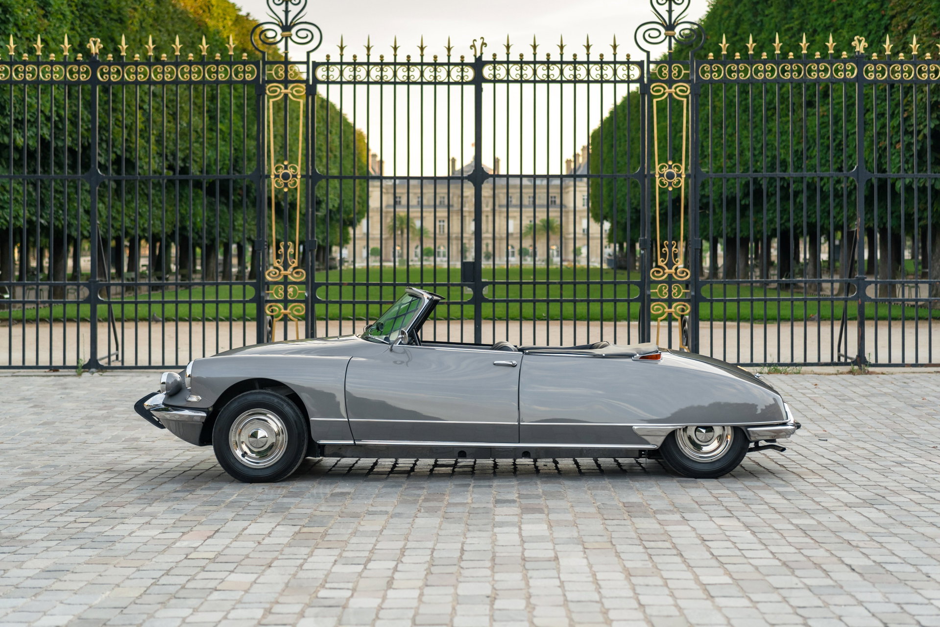 1966 Citroen DS - 21 M Cabriolet Chapron - Gris Palladium, fully restored, documented, foto 5