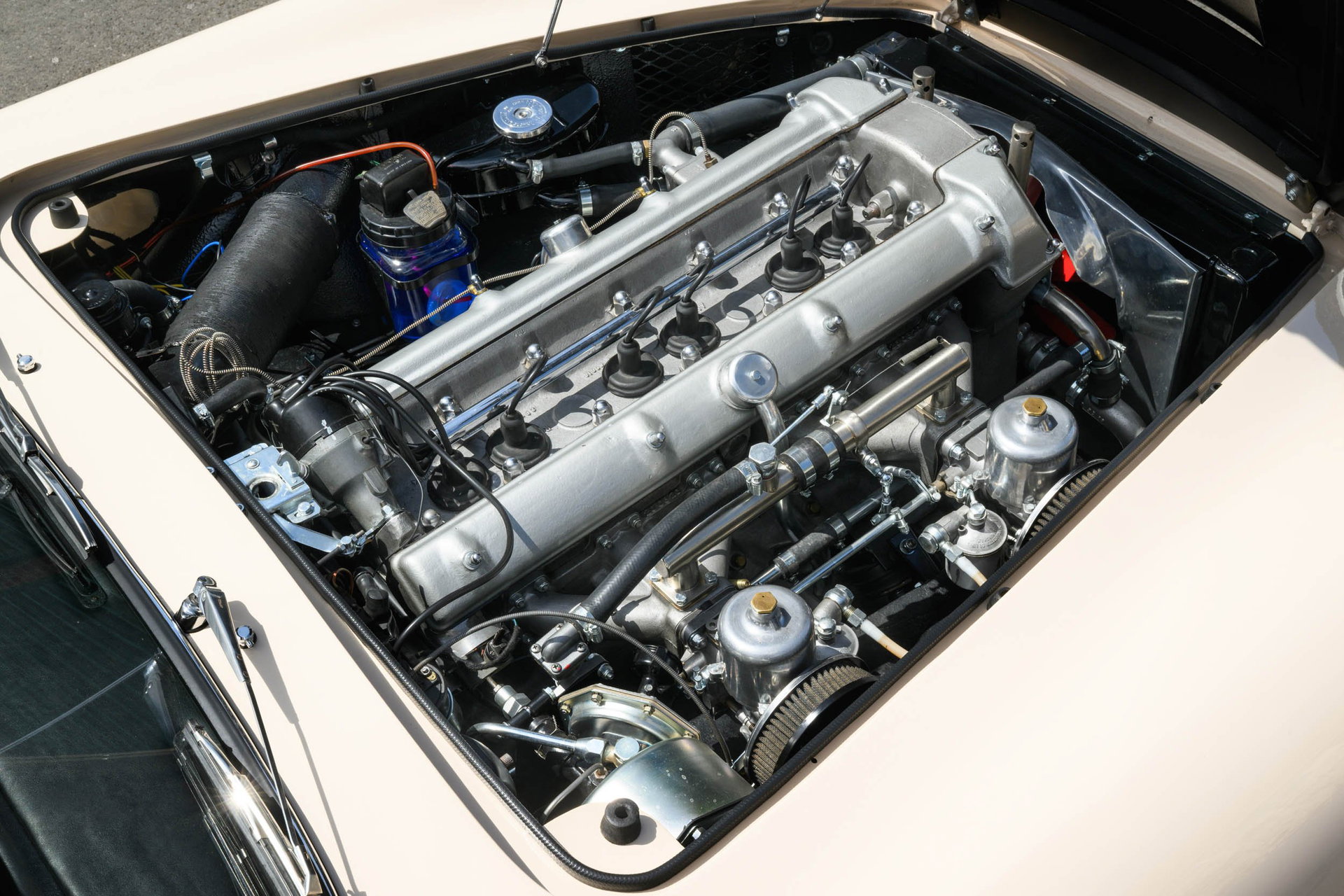 1962 Aston Martin DB4 - Series IV - New York Motor Show, foto 5