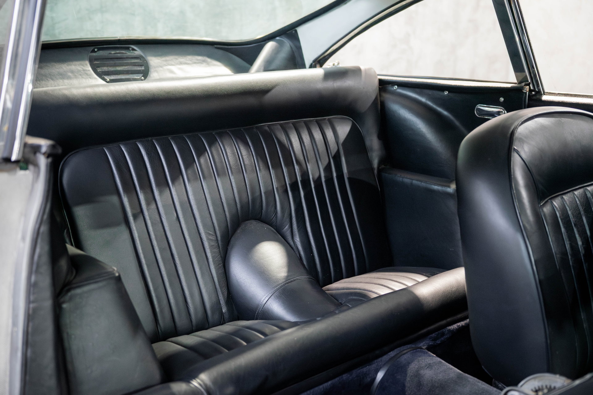 1960 Aston Martin DB4 - Série 2, foto 9