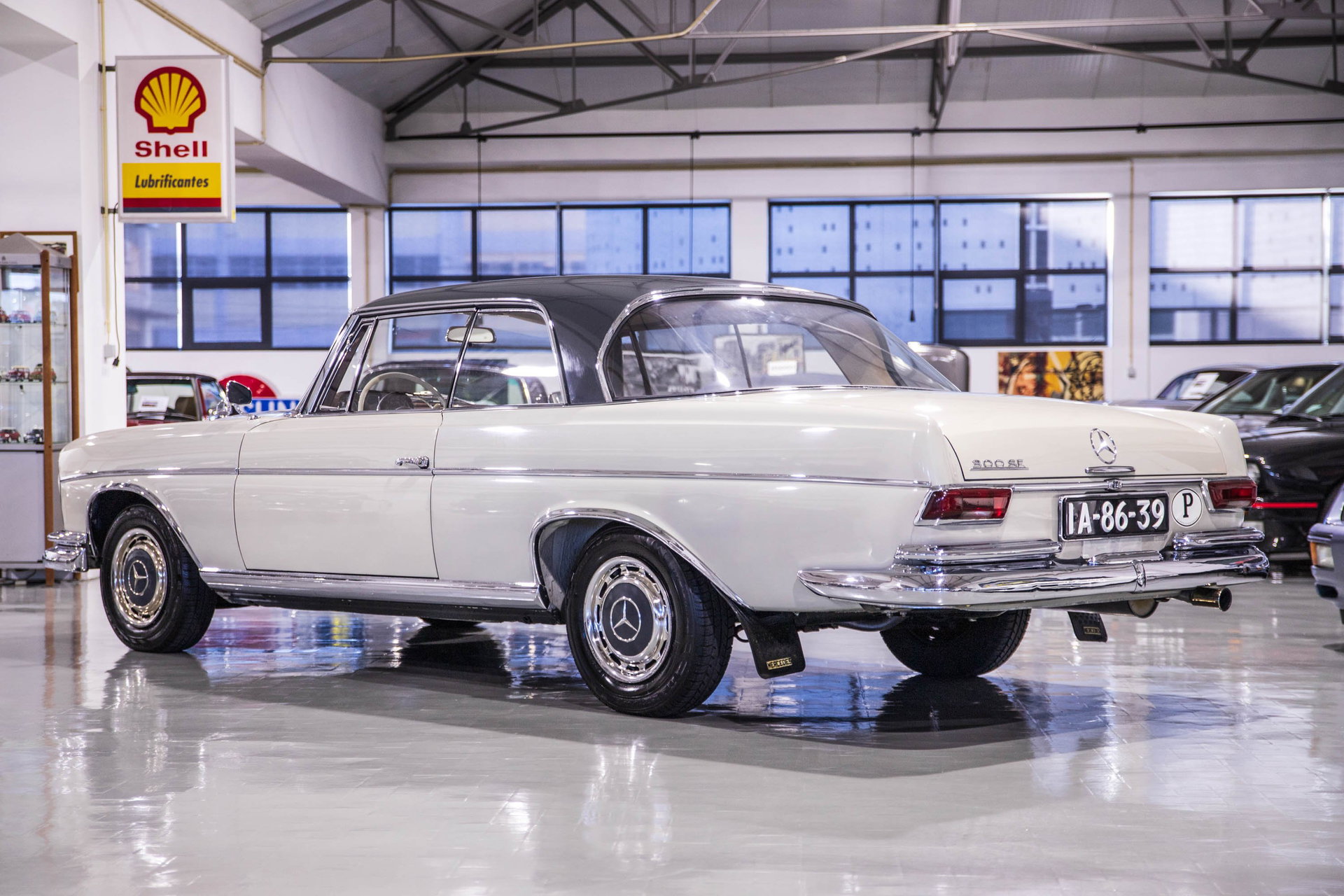 1962 Mercedes-Benz S-Class W111/112 - 300 SE Coupé, foto 4