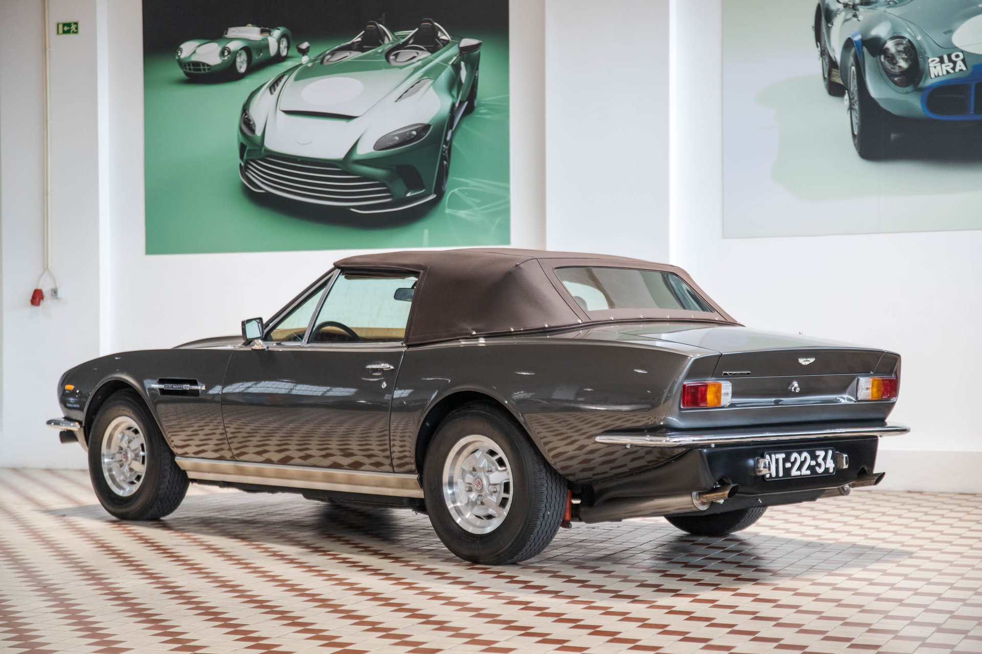 1982 Aston Martin V8 - Volante, foto 5
