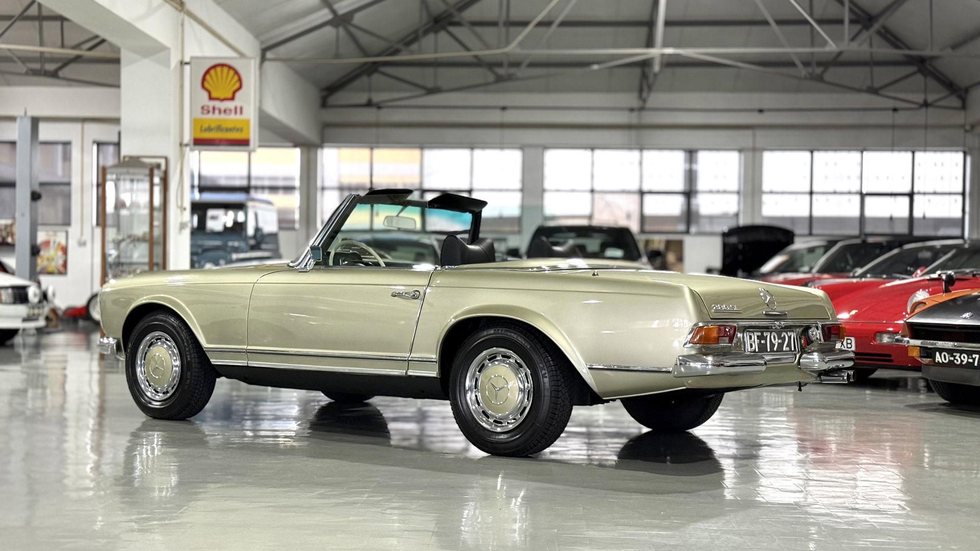1969 Mercedes-Benz SL Pagode - 280, foto 4