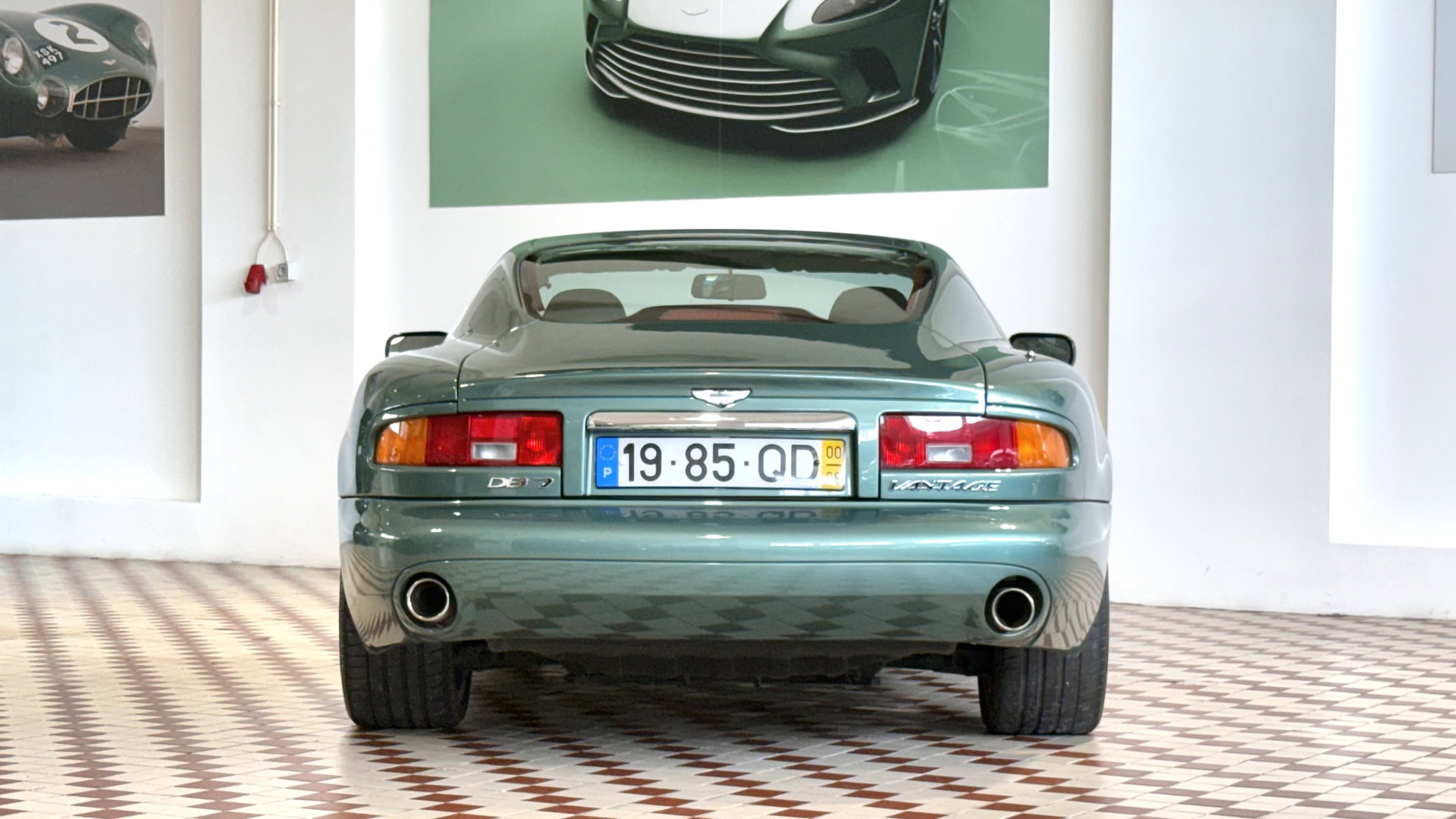 2000 Aston Martin DB7 - Coupe Manual V12, foto 4