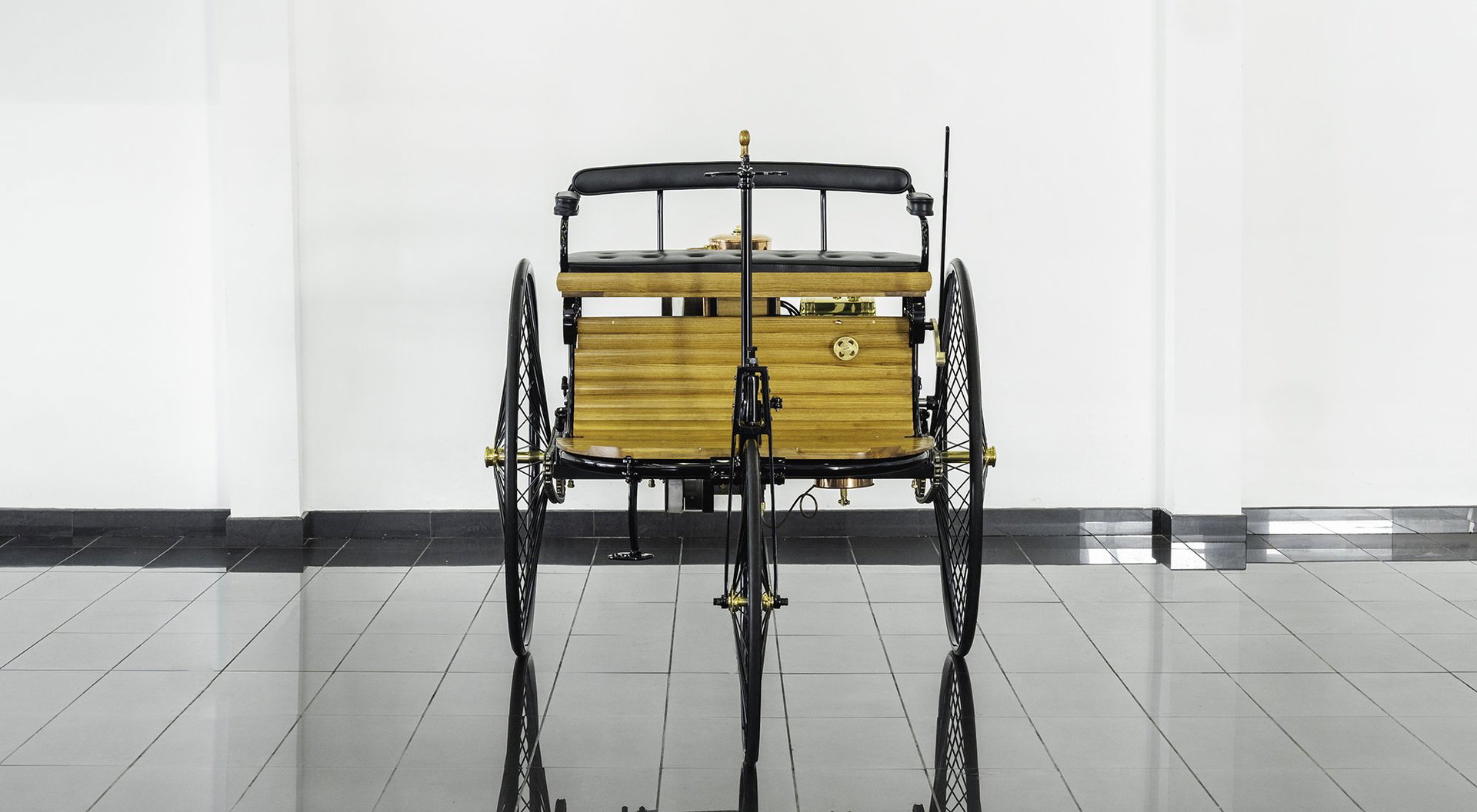 1886 Benz Patent-Motorwagen - Replica, foto 2