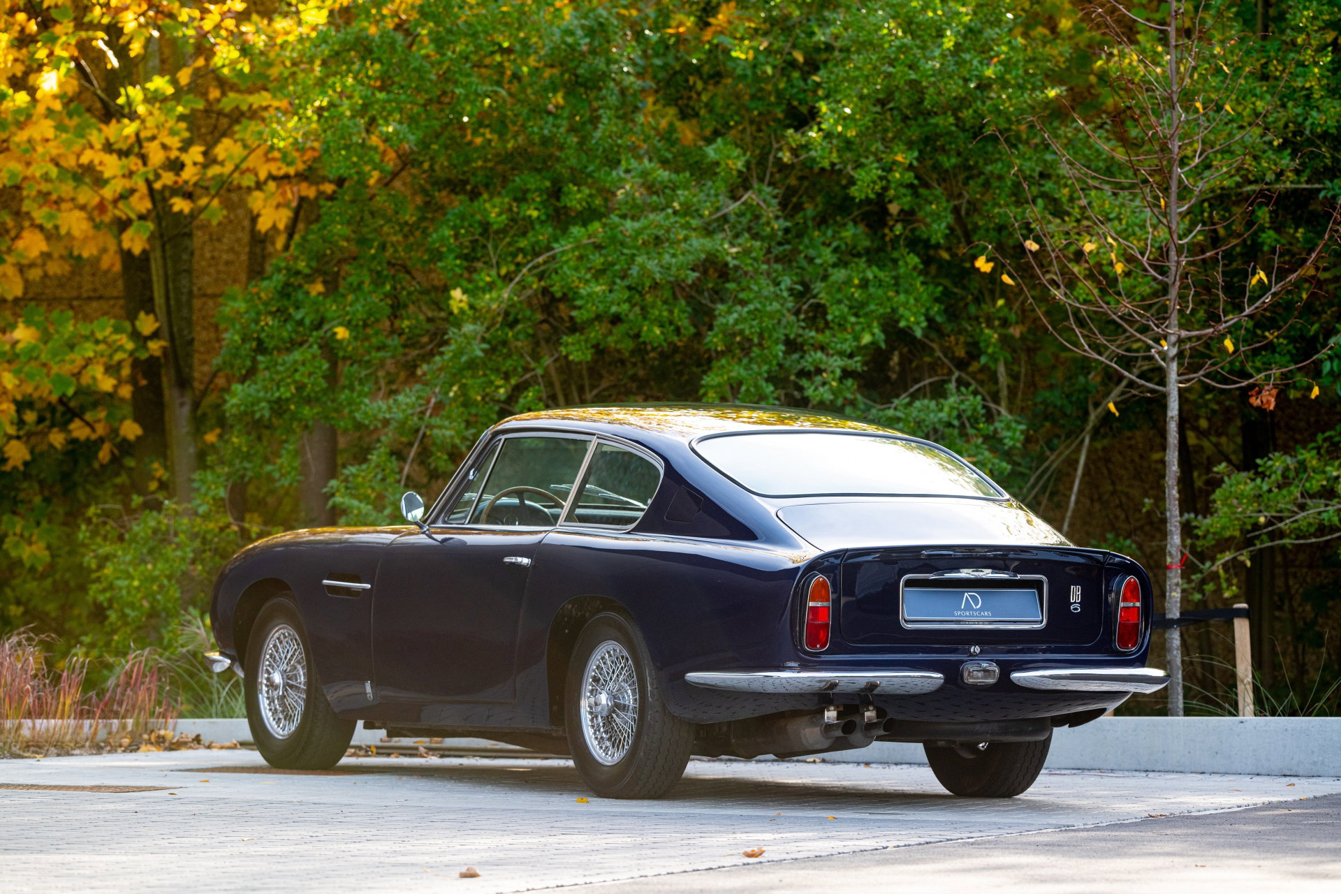 1967 Aston Martin DB6 - Coupé | Matching numbers - converted to LHD, foto 2