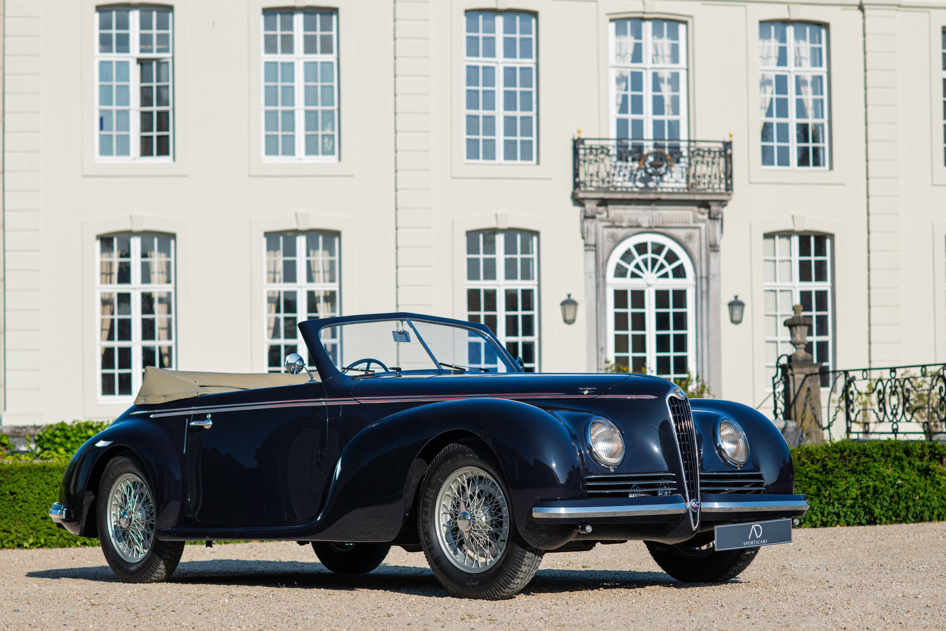 1942 Alfa Romeo 6C - 2500 Sport Cabriolet by Touring | Concours Winner | 1 of 5 | Complete Matching, foto 2