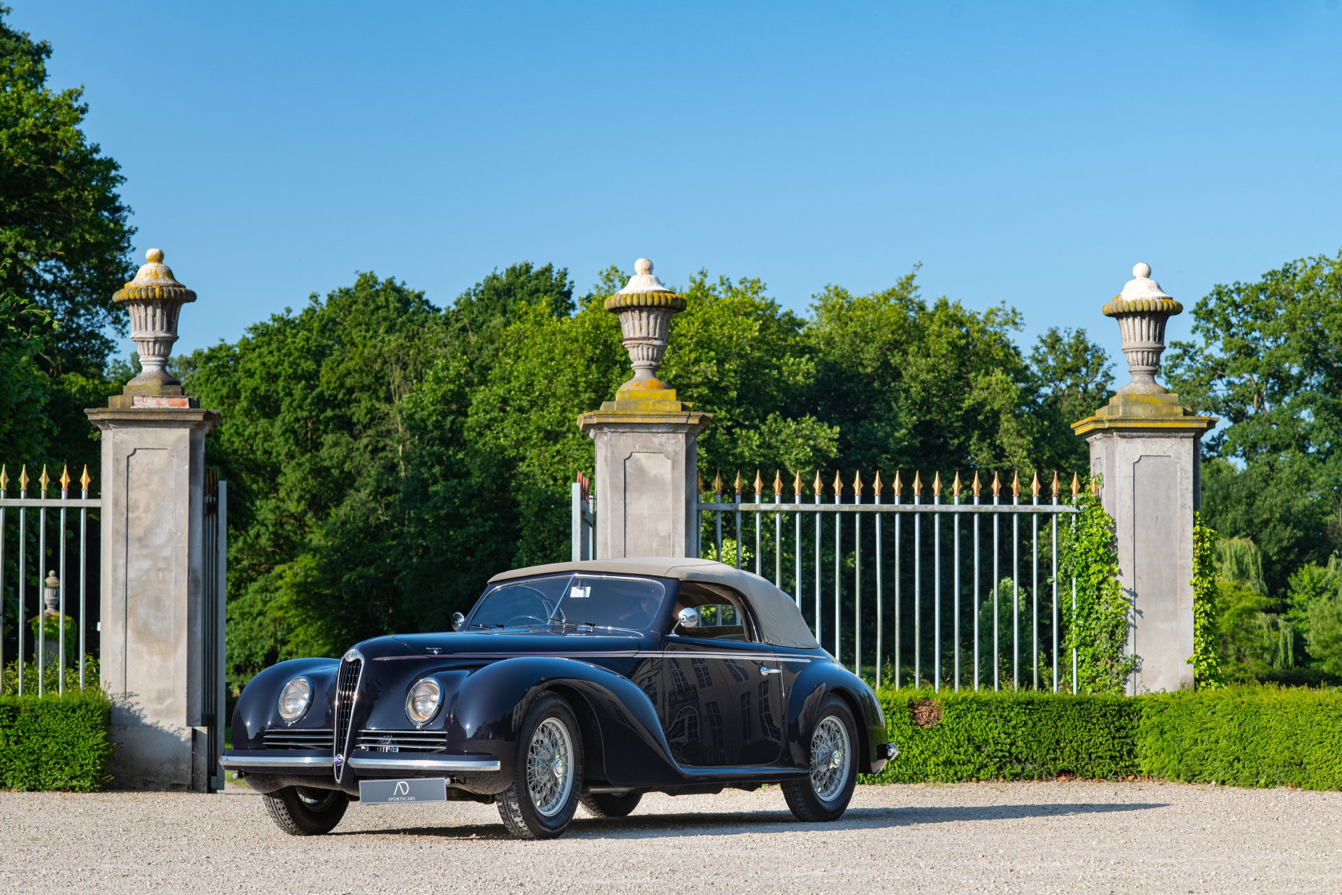1942 Alfa Romeo 6C - 2500 Sport Cabriolet by Touring | Concours Winner | 1 of 5 | Complete Matching, foto 4
