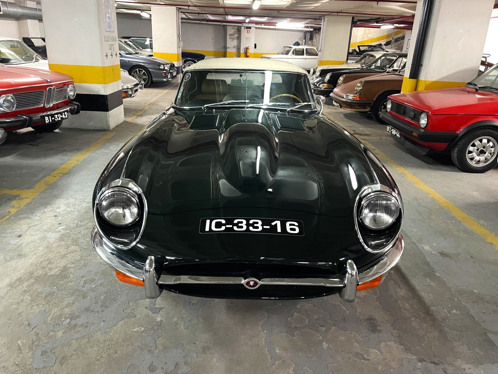 1970 Jaguar E-Type SII - 4.2 Cabriolet, foto 4