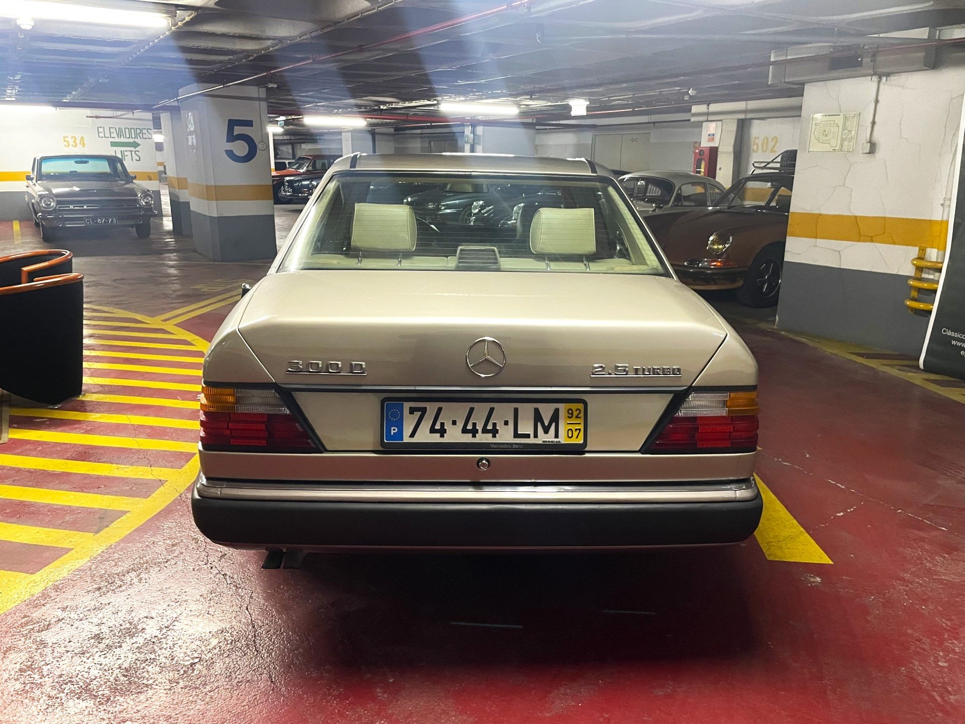 1992 Mercedes-Benz E-Class - 300D 2.5 Turbo Diesel, foto 3